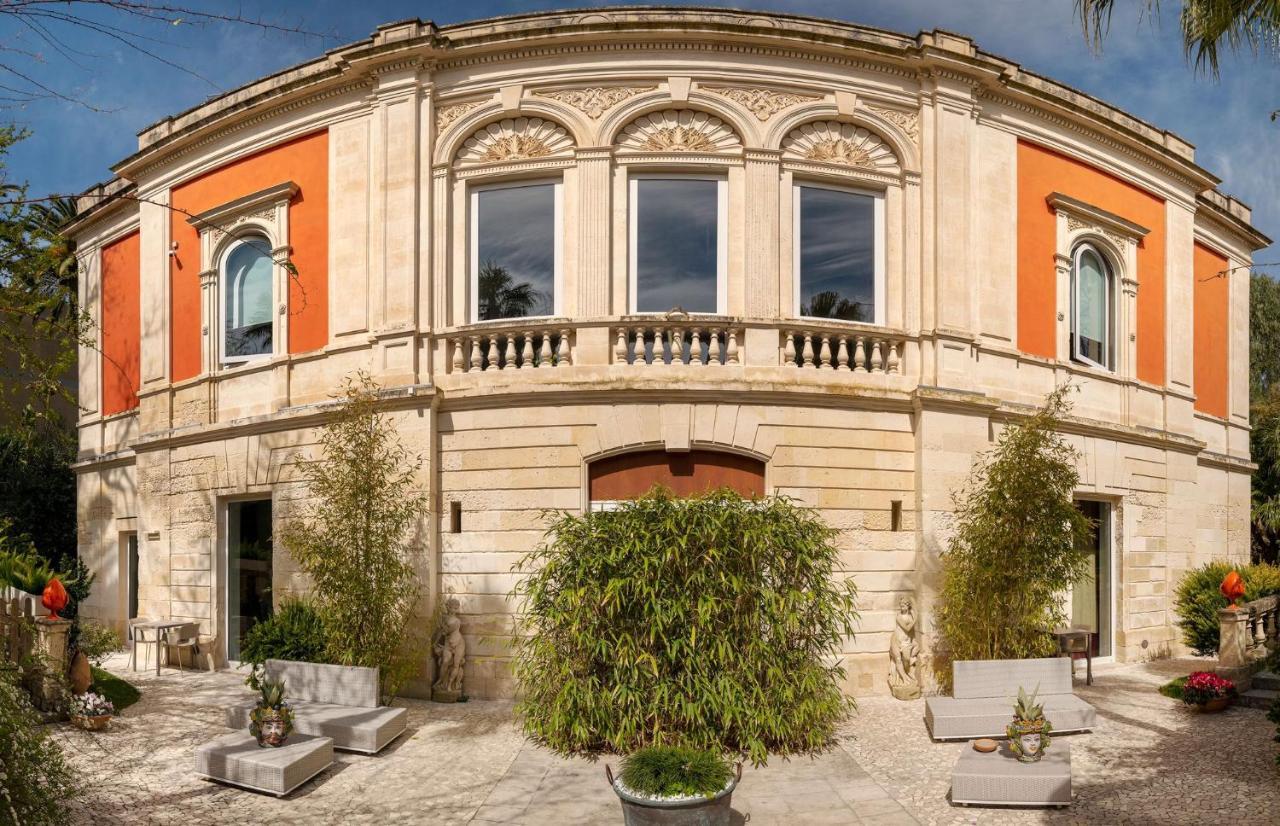 レッチェ ディモラ ストリカ ムラトレ ラグジュアリー ルームズ Bed & Breakfast エクステリア 写真